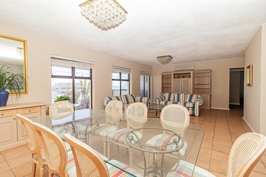 To Let 3 Bedroom Property for Rent in Beachfront Western Cape